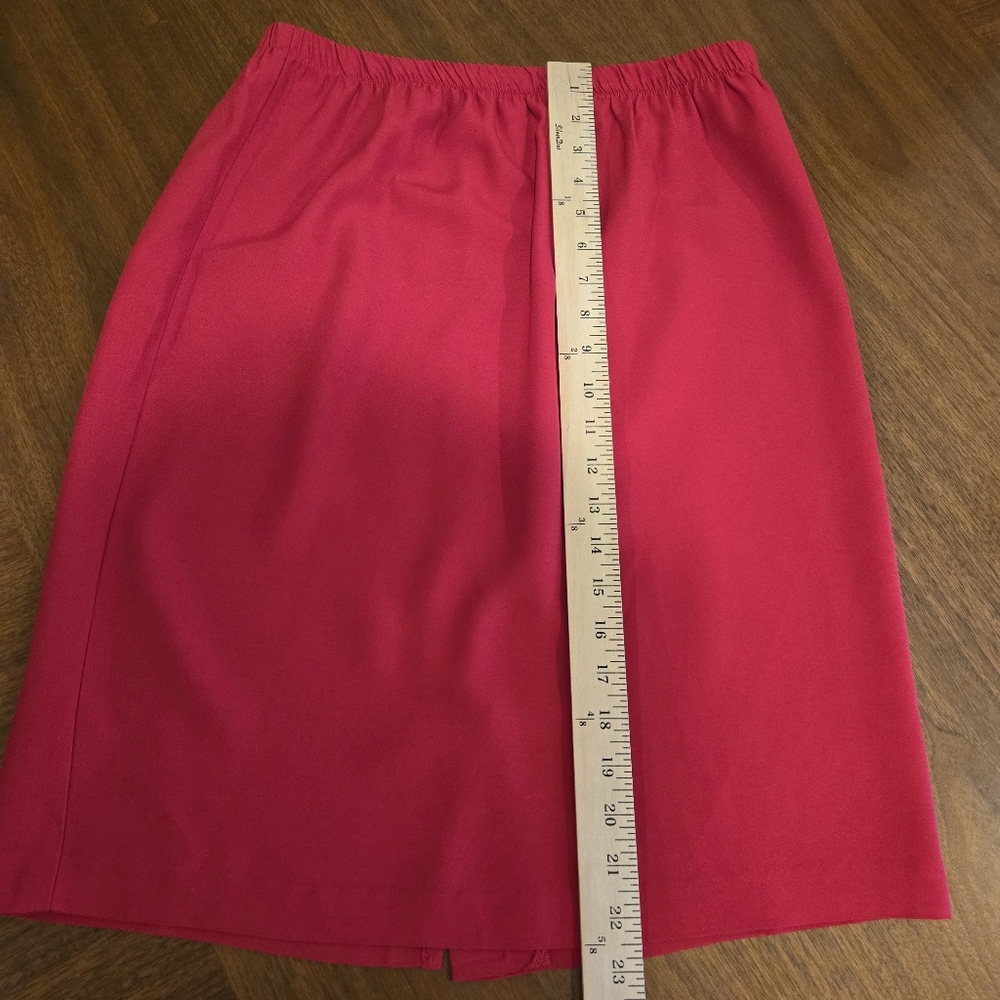 Lew Magram 3-Piece Red Woman's Suit, Jacket, Skirt, Slacks, Size 12 - Picture 11 of 16
